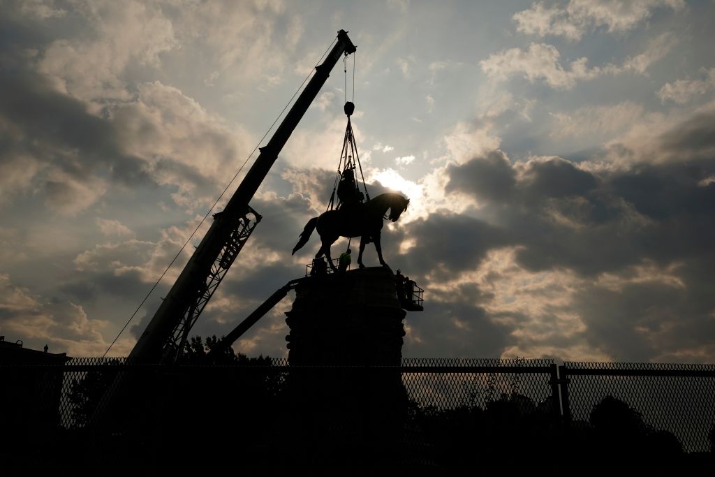 Richmond, Virginia Removes Statue Of Confederate General Robert E. Lee