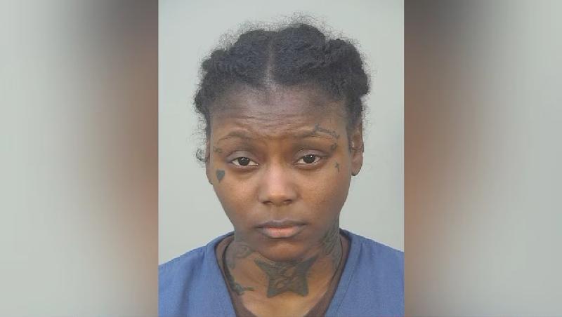 Jakira T. Anderson (booking photo)