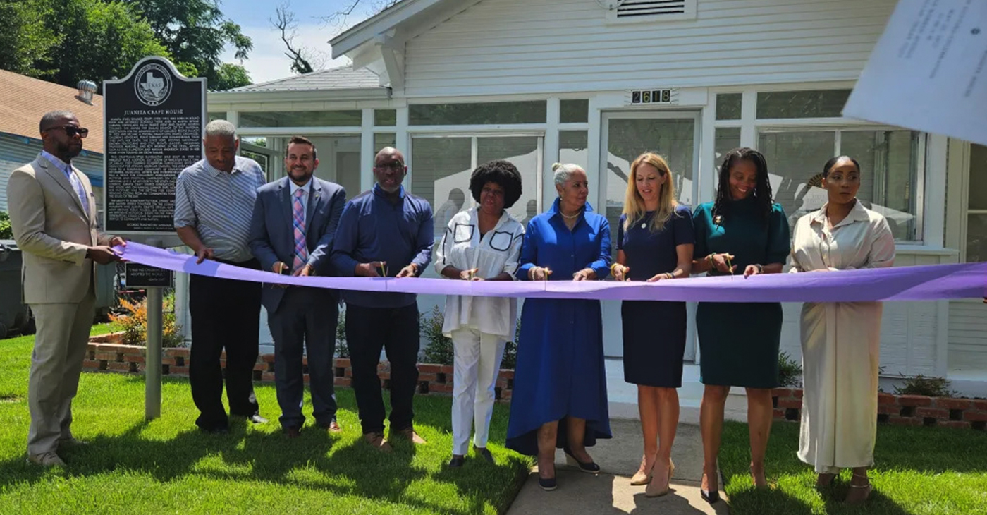 Representatives of Friends of Juanita J. Craft House, Junior League of Dallas and City of Dallas during the ribbon-cutting of the Juanita J. Craft House. Photo by Raven Jordan of the Dallas Weekly, Raven Jordan, The Dallas Weekly, Juanita J. Craft House, South Dallas historical landmark, Civil Rights Museum, Juanita J. Craft, activist, former Democratic Precinct Chair, NAACP leader, former Dallas City Council member, advance desegregation, racial equality, Dallas, gathering spot, Black youth, South Dallas community, The Junior League of Dallas, City of Dallas Arts and Culture, Friends of Juanita J. Craft Civil Rights House & Museum, restore the house, restoration, rehabilitation, Ceremony, audio clip, Candace Thompson, Black National Anthem, 