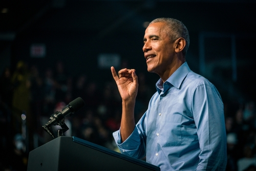 Barack Obama giving-a-speech-at-a-political-rally-in-Philadelphia-Pennsylvania.