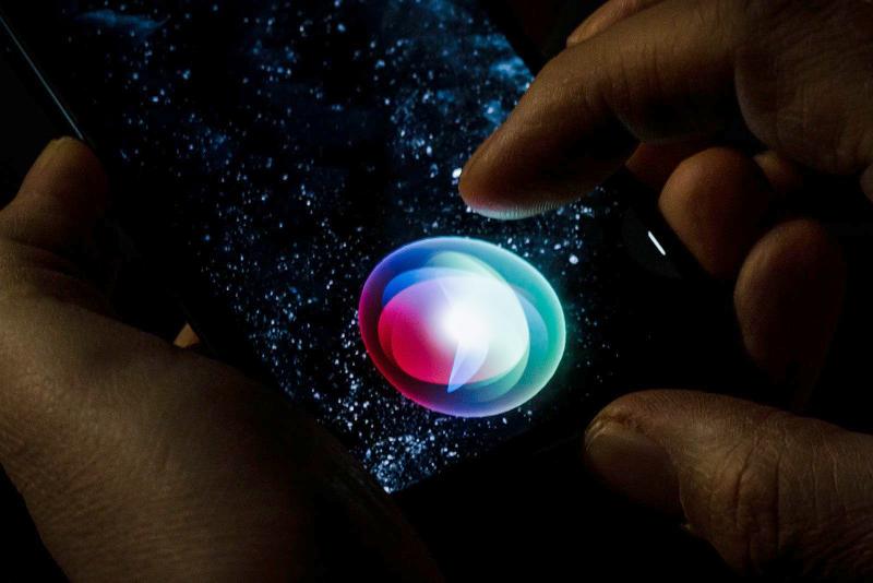 AI Tech Could Change the iPhone w/Siri - photo: Thomas Trutschel-Photothek-Getty Images-File (via CNN Newsource) 