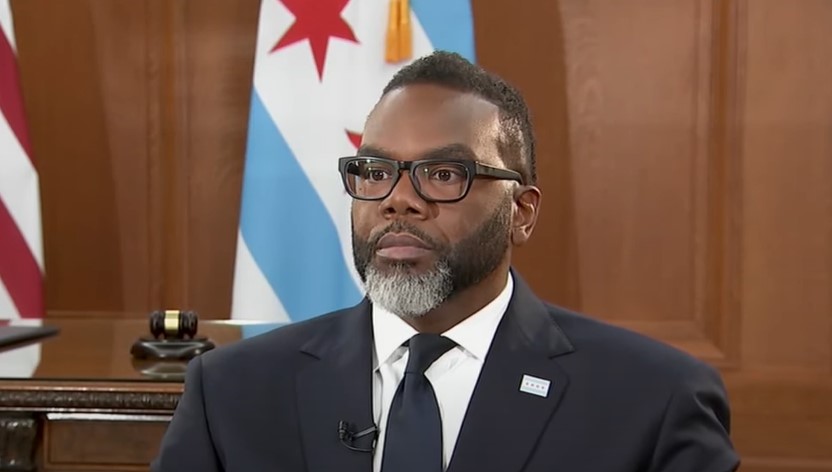 Chicago Mayor Brandon Johnson 