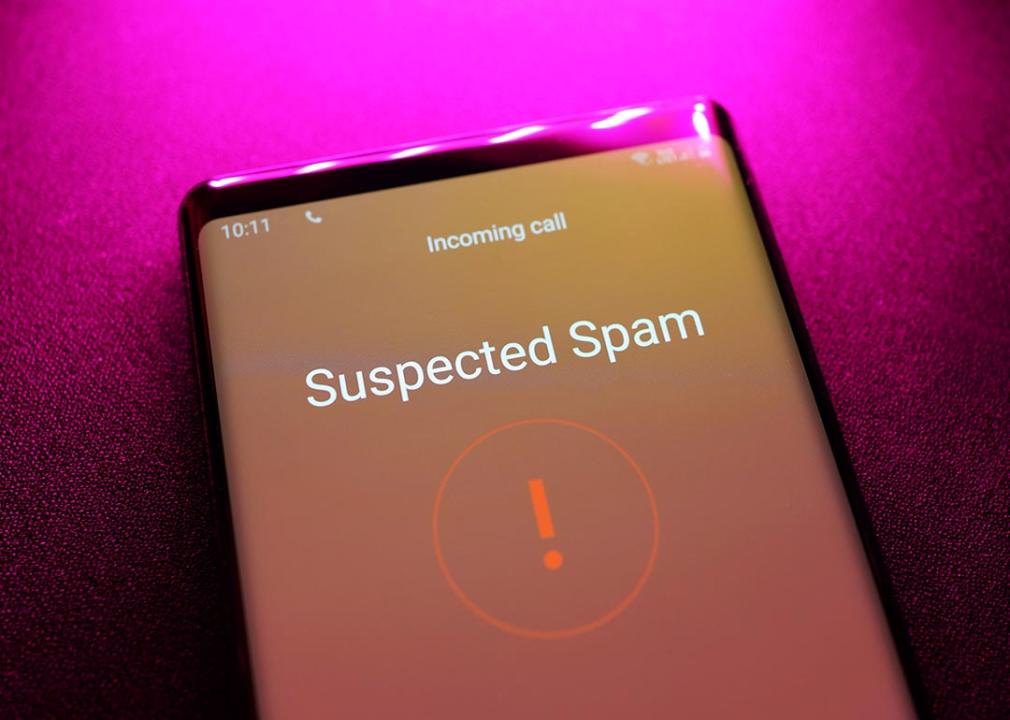 Spam calls are a daily annoyance, disrupting work and life // A phone displaying detection of an incoming call as a suspected spam.