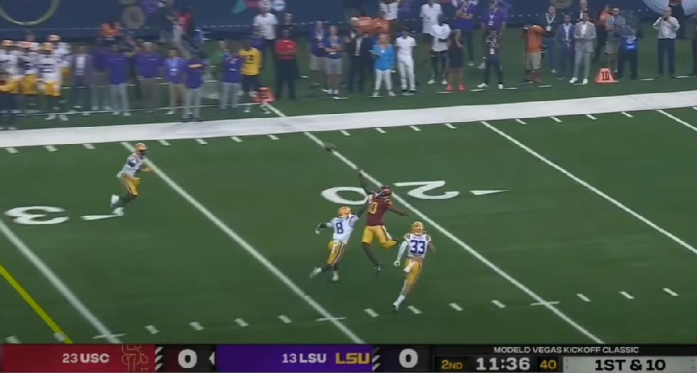 USC’s Kyron Hudson stuns with jaw-dropping one-handed catch - (screenshot)