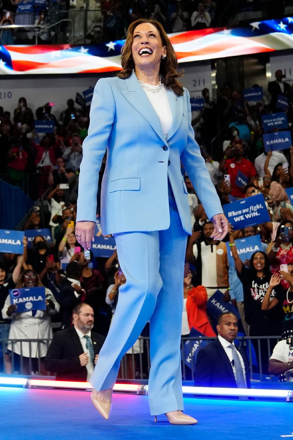 Kamala Harris should consider a run for Governor of California // Kamala Harris in pants suit (John Bazemore-AP via CNN Newsource)